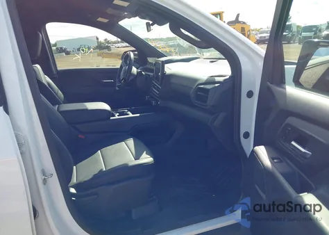 2024 Chevrolet Silverado Ev Work Truck z USA, uszkodzony, nr VIN 1GC10VEL2RU202266